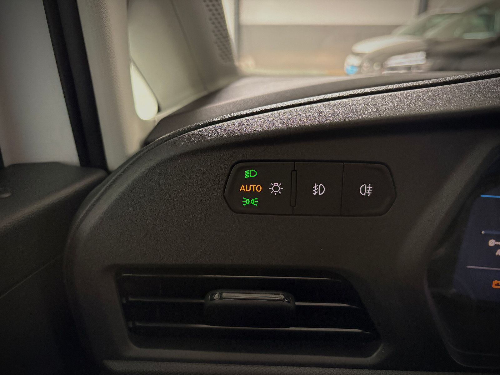 FORD Grand Tourneo Connect Trend *Rollstuhlrampe*