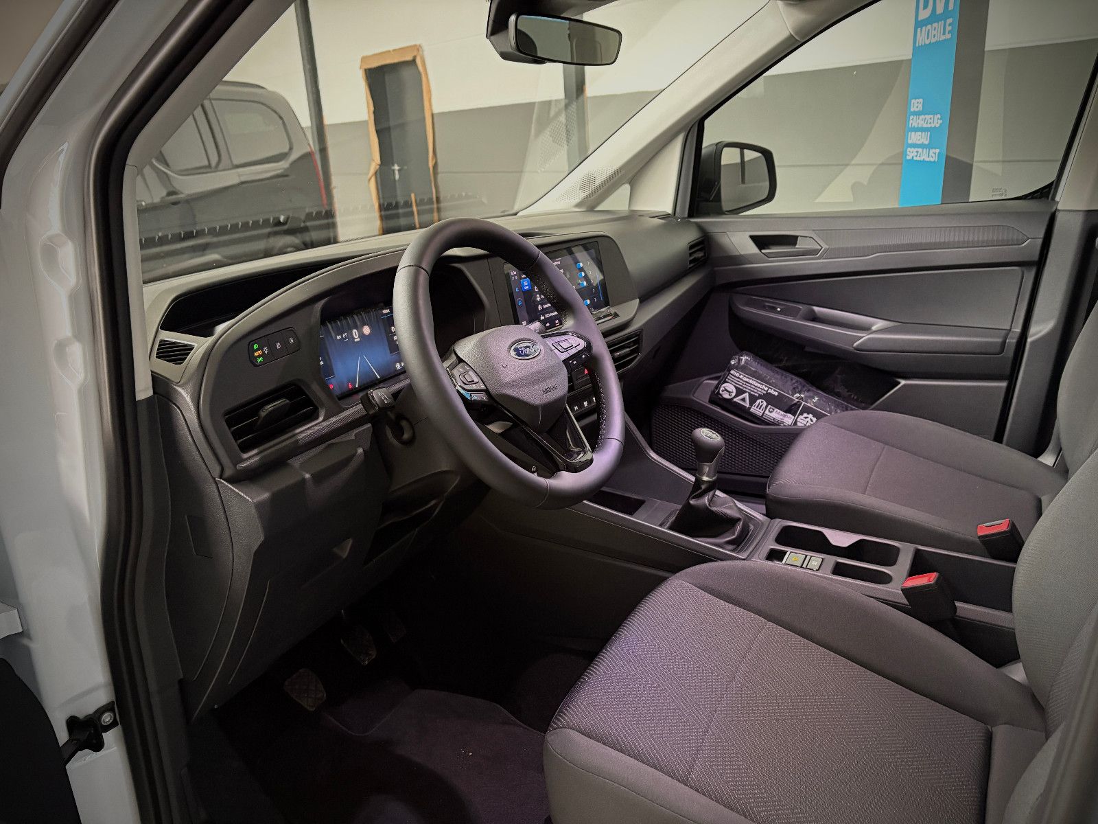FORD Grand Tourneo Connect Trend *Rollstuhlrampe*