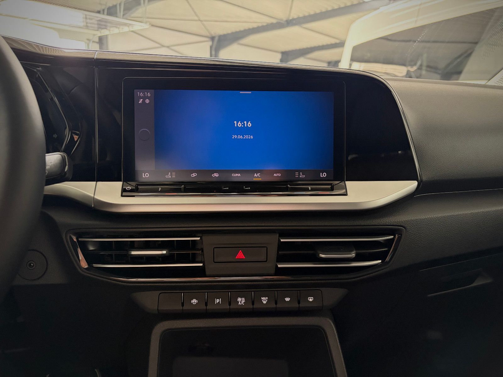 FORD Ford Tourneo Connect Messeangebot *KMP*