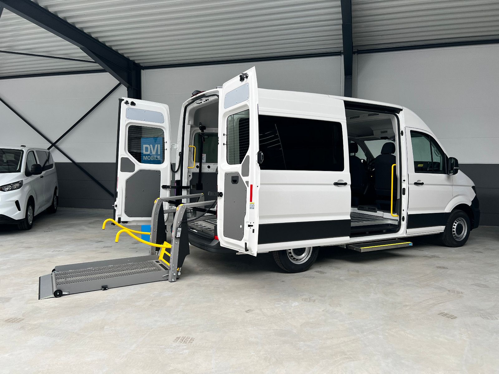 VW Crafter 35 *4 Rollstuhlplätze*