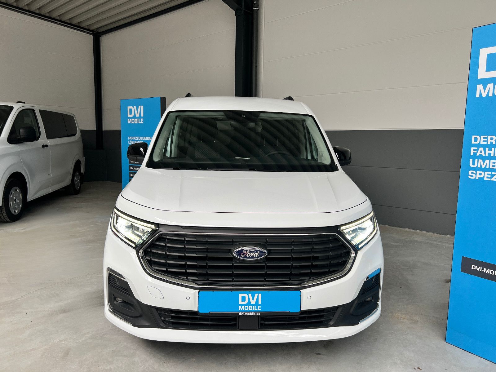 FORD Grand Tourneo Rollstuhl AMF Heckausschnitt