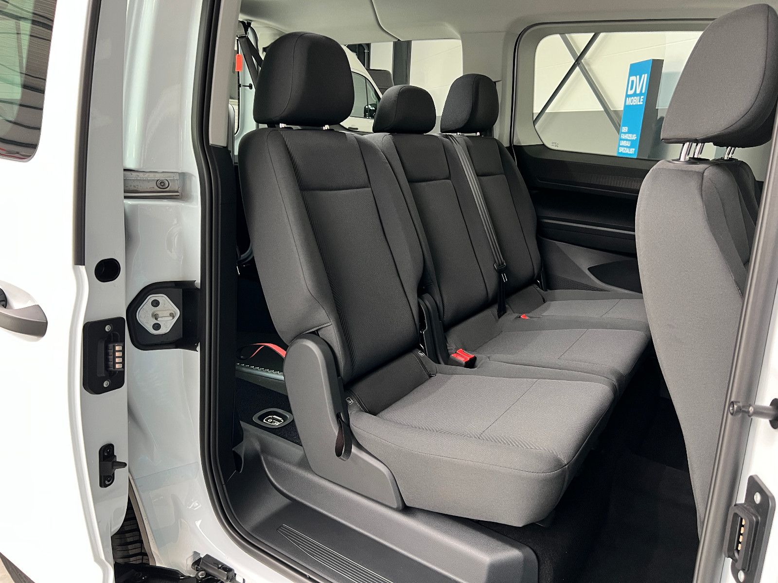 FORD Grand Tourneo Connect Trend KMP Rollstuhl Rampe