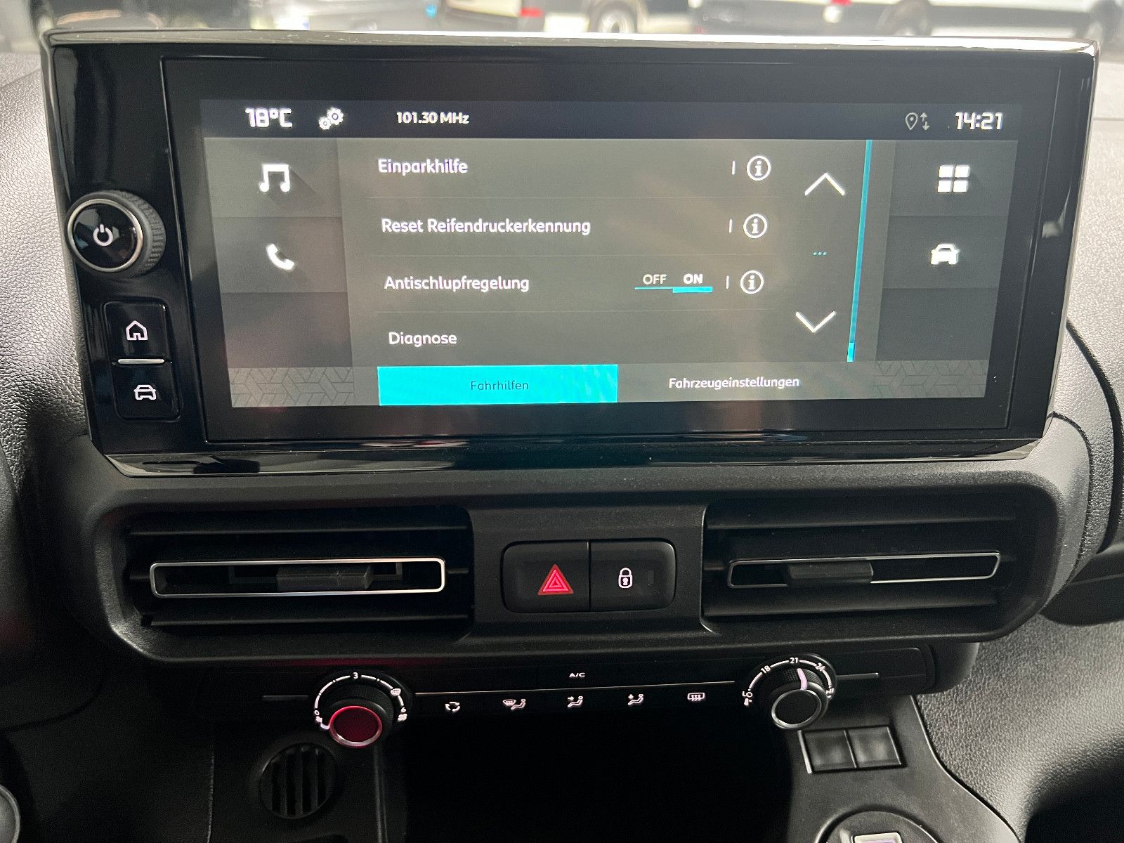 CITROEN Berlingo XL *Rollstuhl* Rampe Behindertengerecht