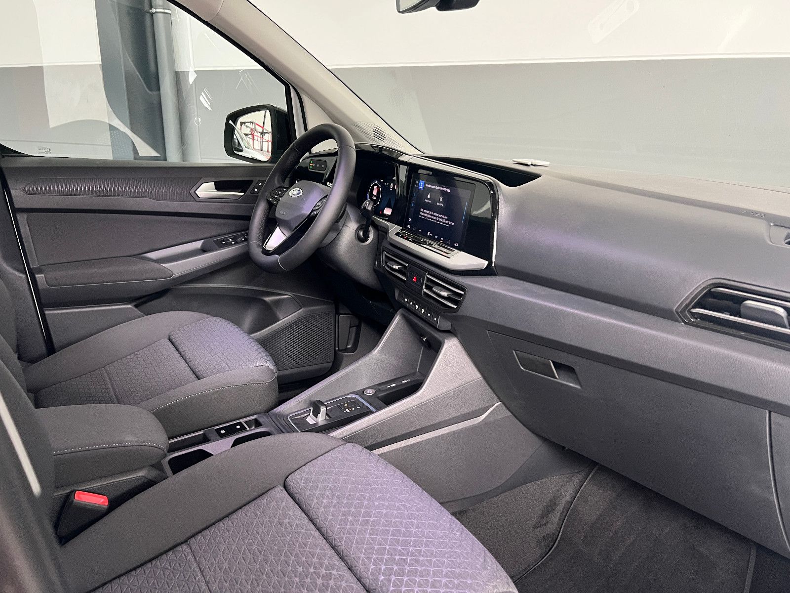 FORD Grand Tourneo Rollstuhl AMF Heckausschnitt