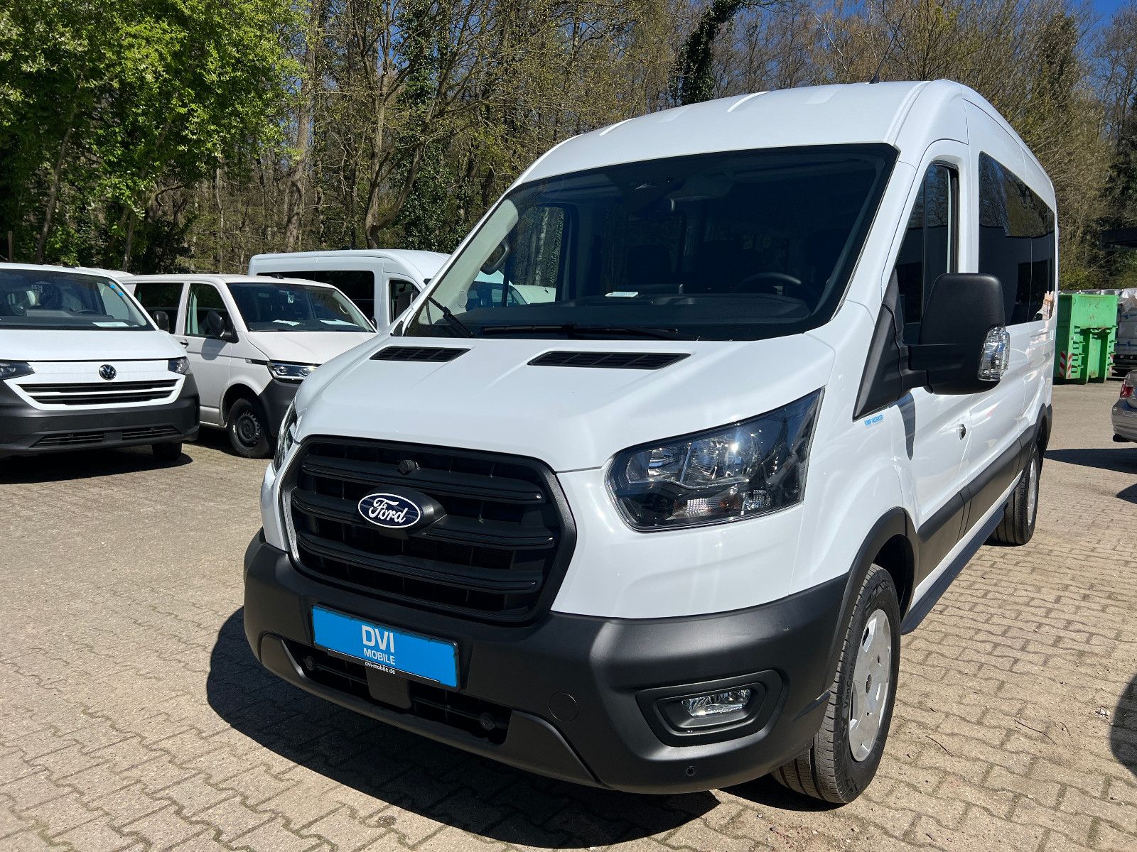 FORD Kombi Trend KMP/BTW Rampe max. 4 Rollstulplätze