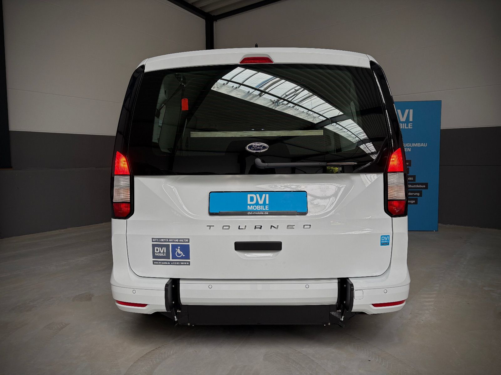 FORD Grand Tourneo Connect Trend *Rollstuhlrampe*