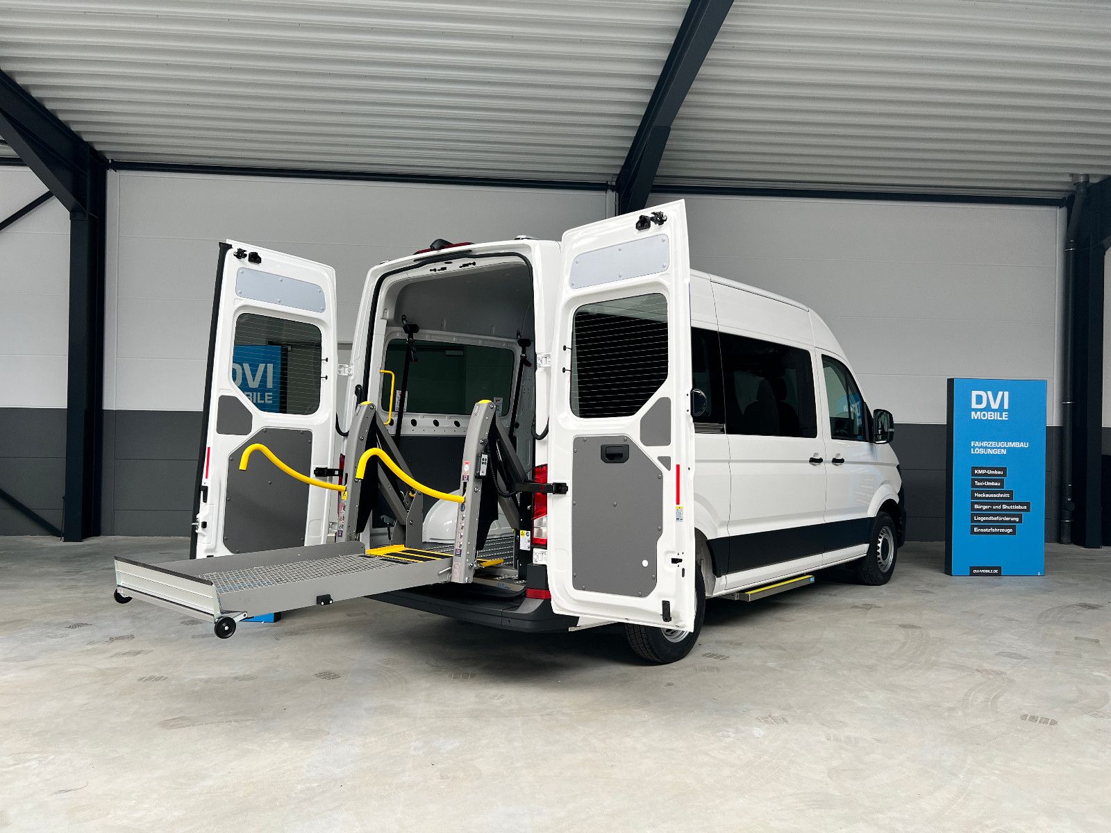 VW Crafter 35 *4 Rollstuhlplätze*
