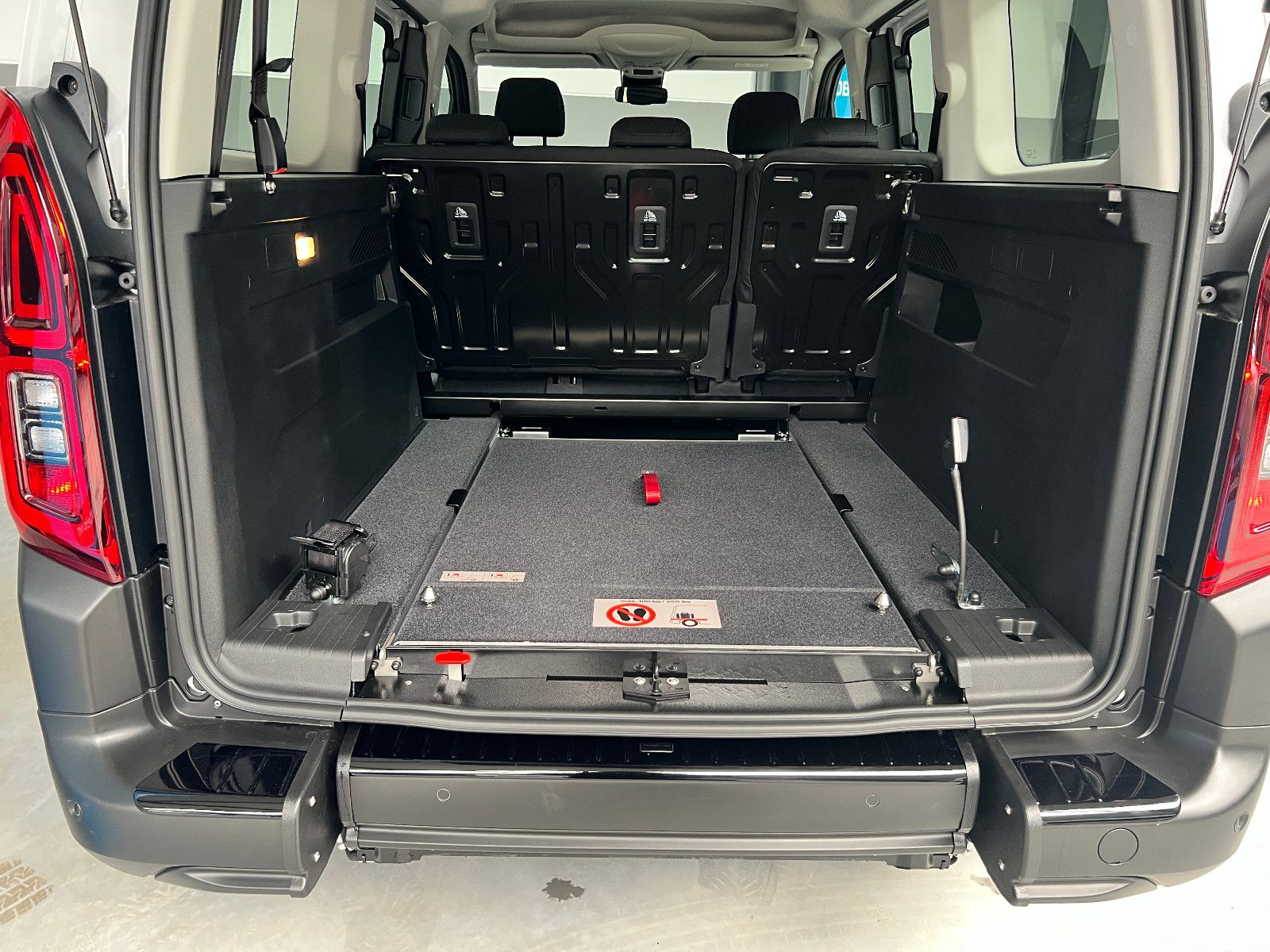 CITROEN Berlingo XL *Rollstuhl* Rampe Behindertengerecht