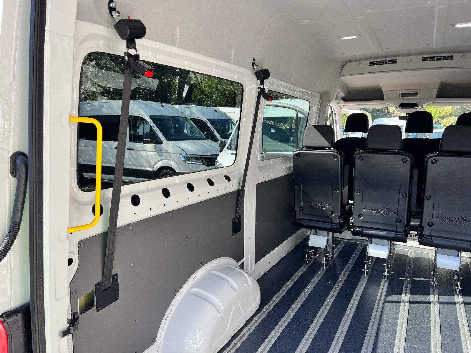VW Crafter 35 *KMP / BTW* Rollstuhlrampe