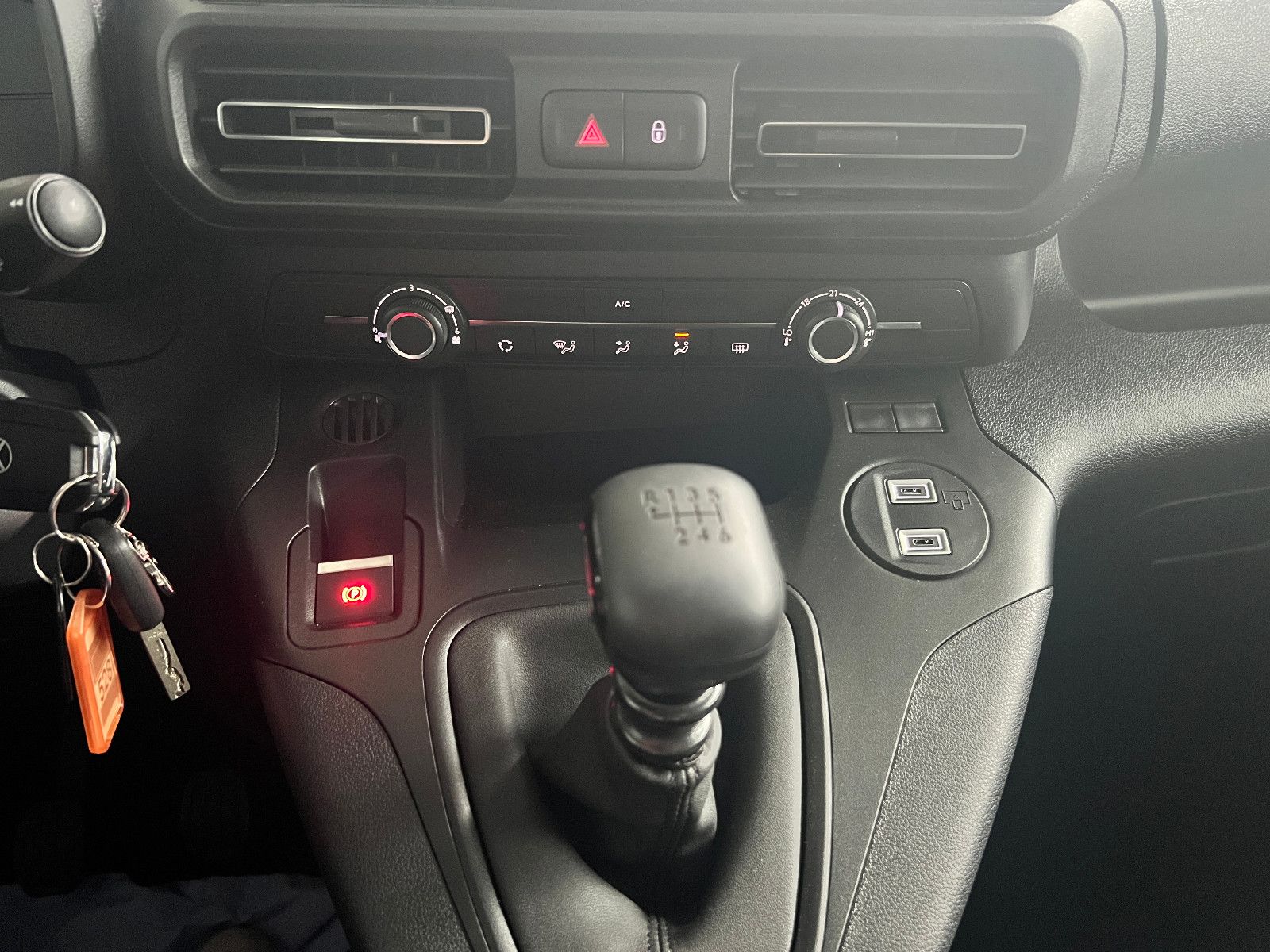CITROEN Berlingo XL *Rollstuhl* Rampe Behindertengerecht