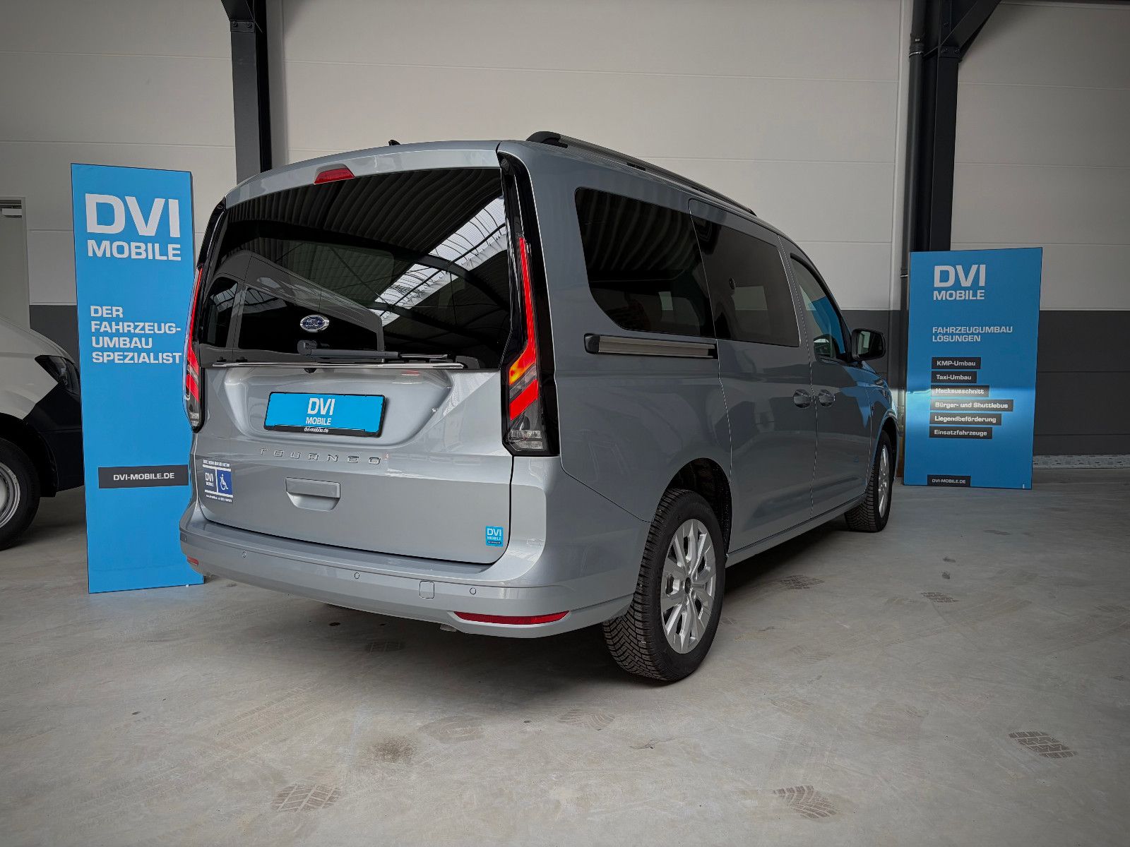 FORD Ford Tourneo Connect Messeangebot *KMP*
