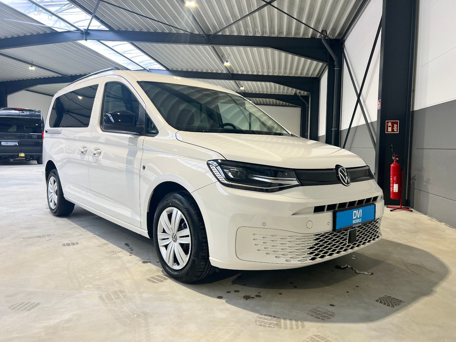 Volkswagen Caddy Maxi Life DSG LED SHZ PrivG