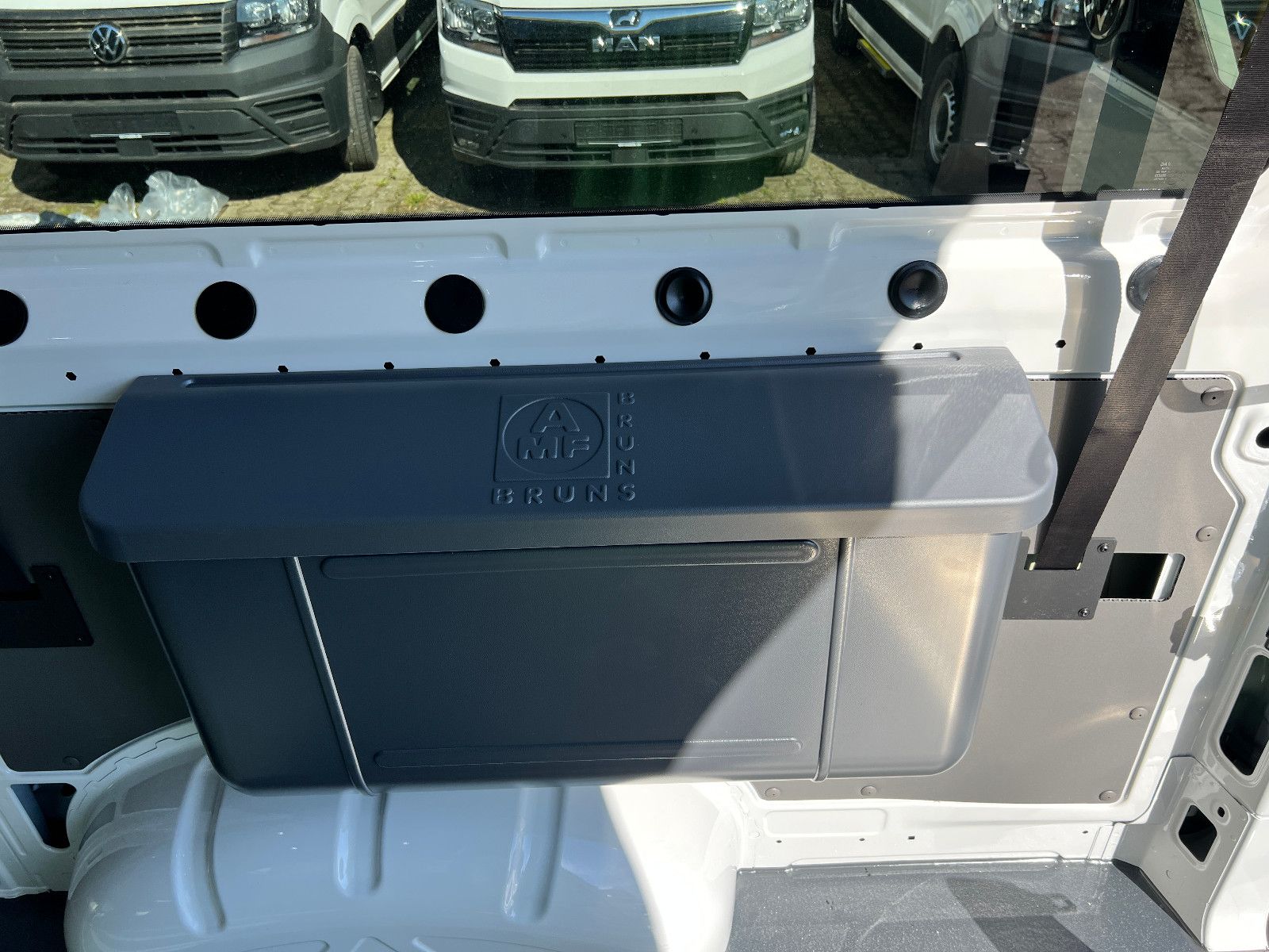 VW Crafter 35 *KMP / BTW* Rollstuhlrampe