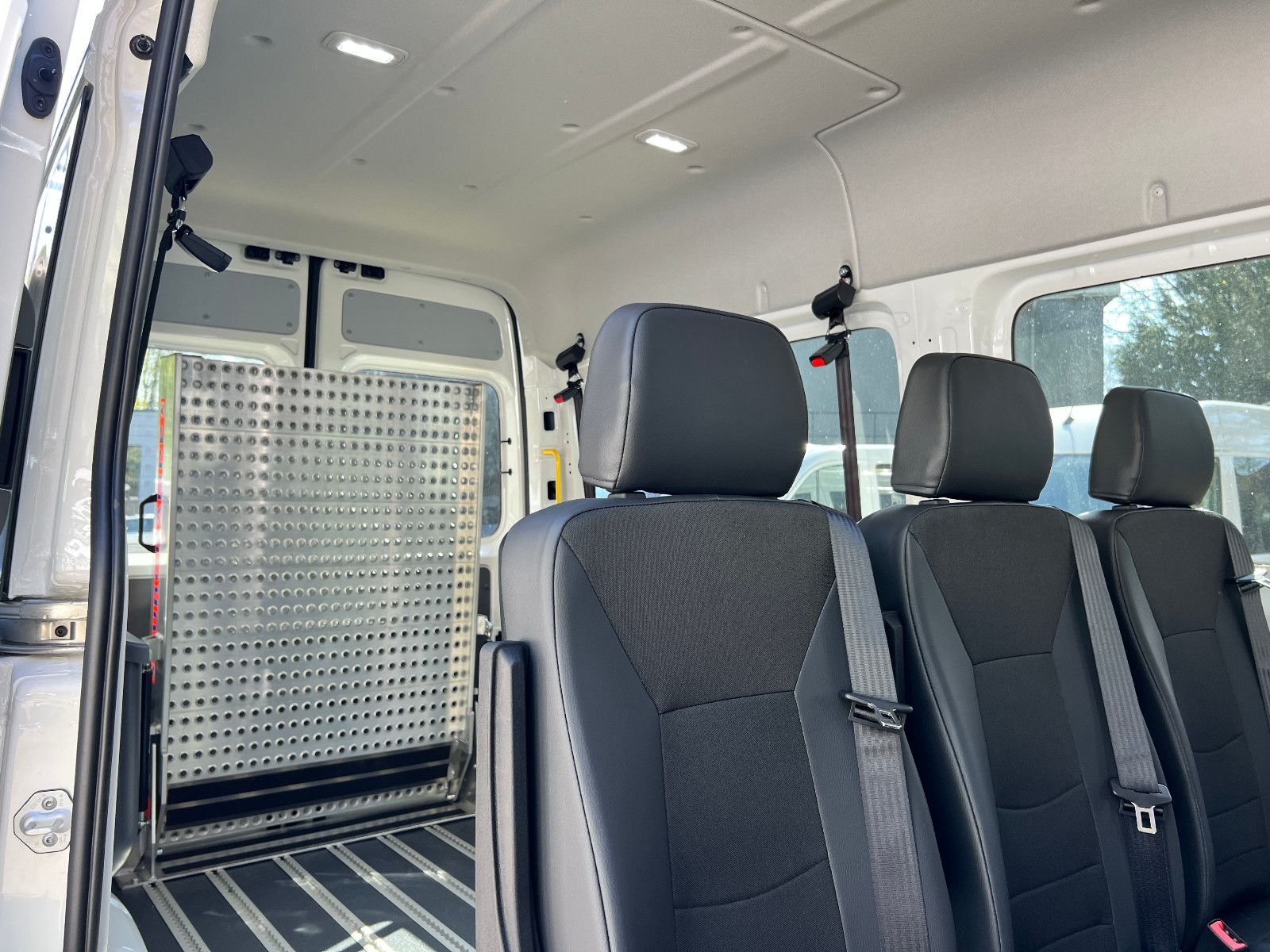 VW Crafter 35 *KMP / BTW* Rollstuhlrampe