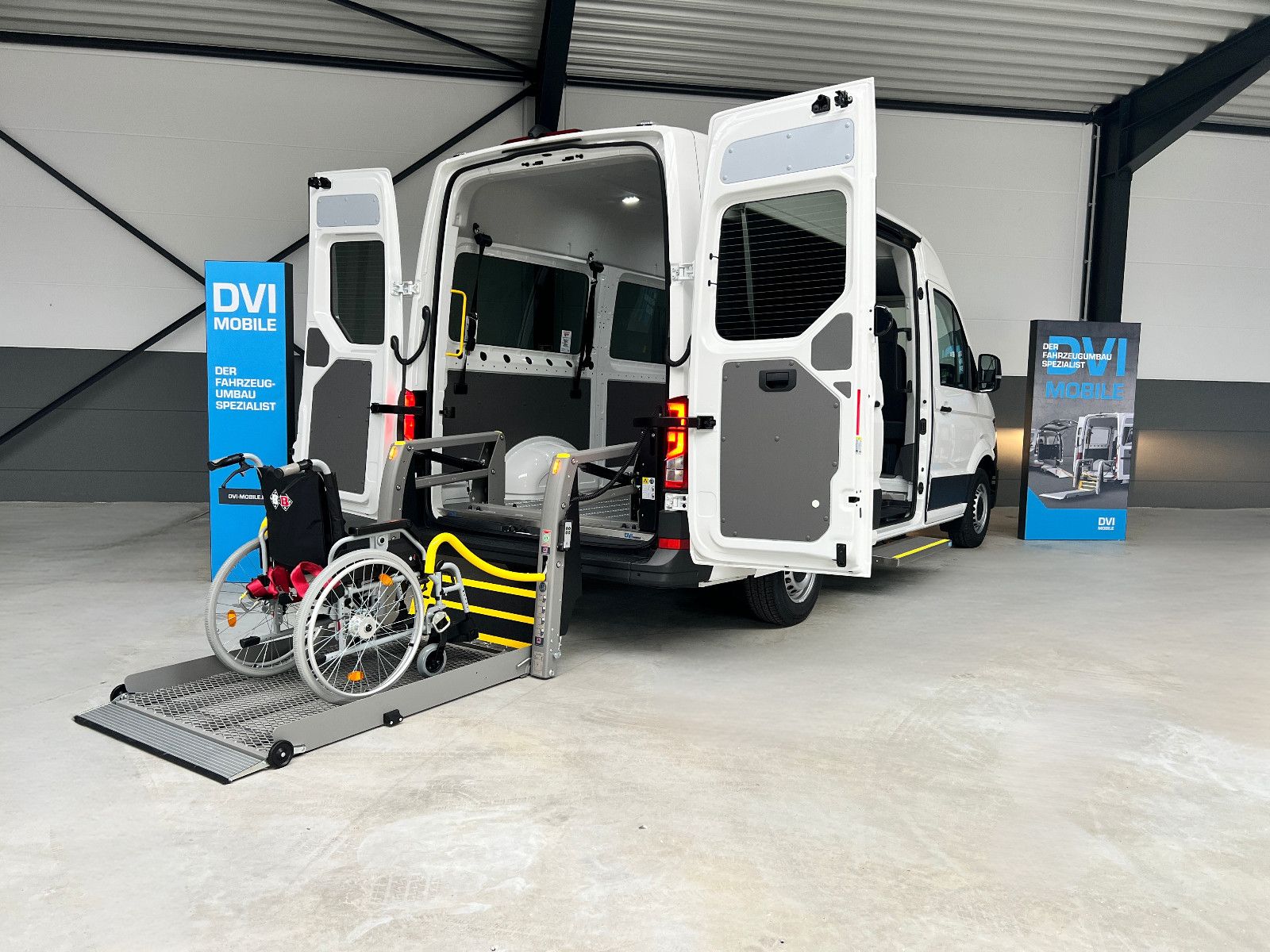 VW Crafter 35 *KMP / BTW* Rollstuhllift
