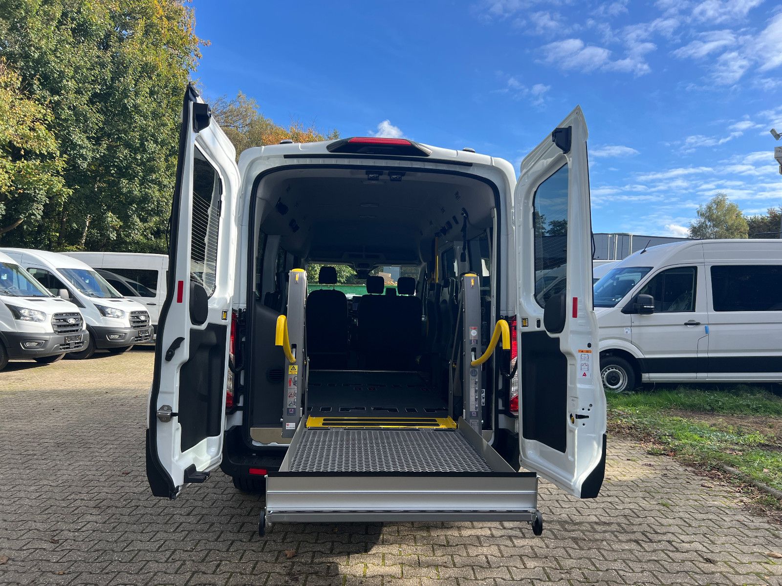 FORD Kombi 350 L3 Trend Triflex Lift f. Rollstuhl