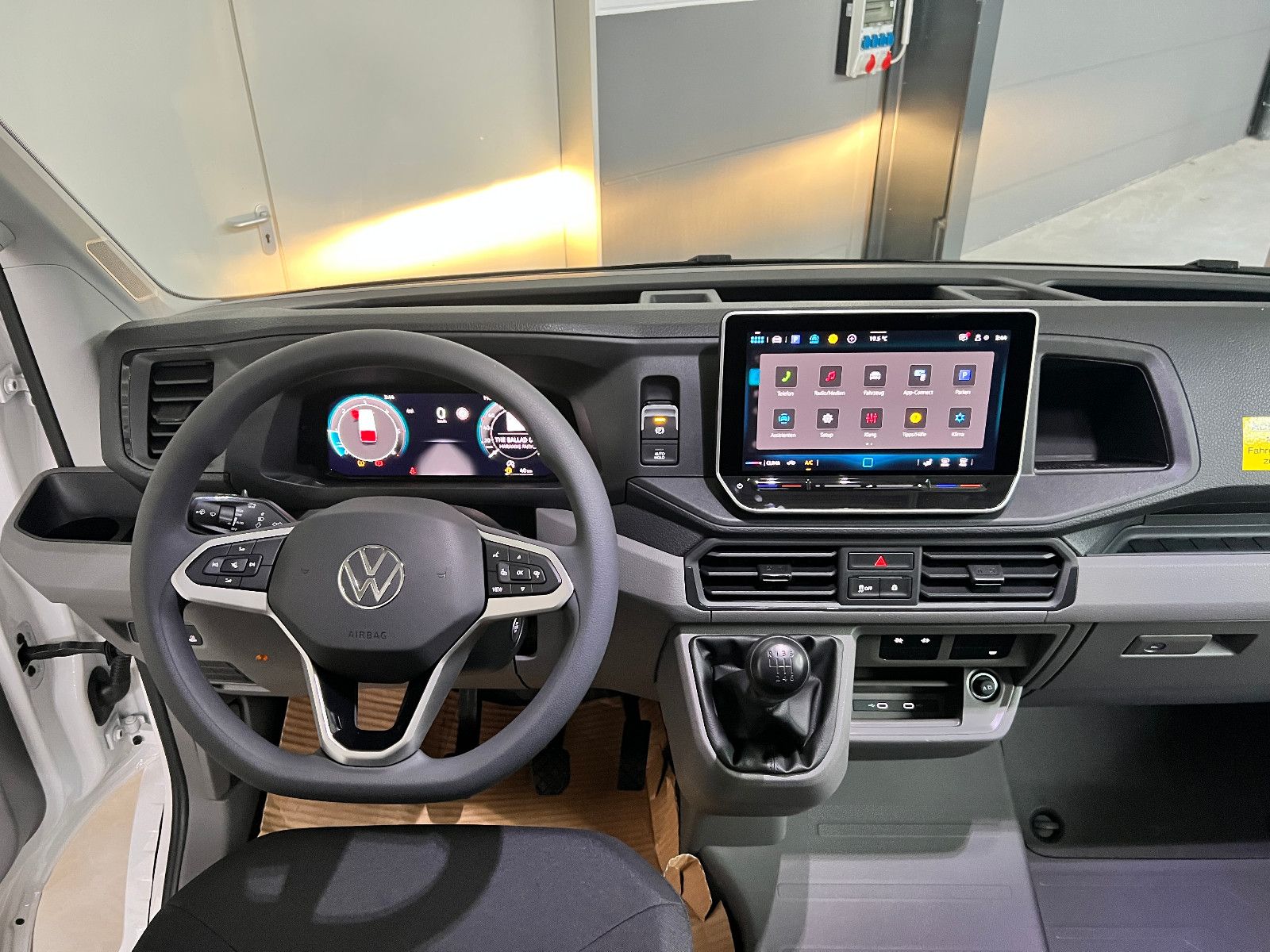 VW Crafter 35 4 Rollstuhlplätze Rampe